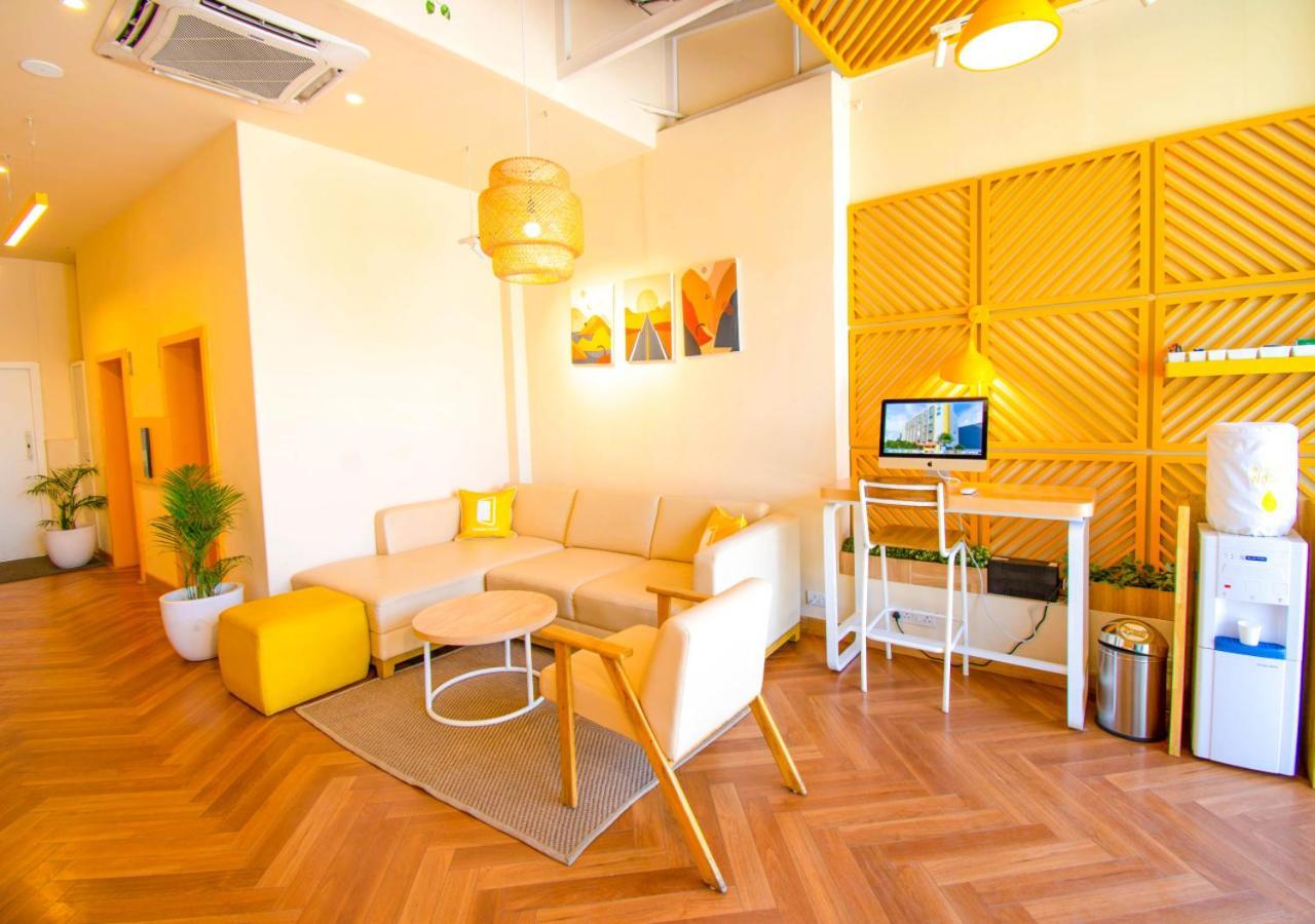 Bloom Hotel - Gachibowli Haiderabad Buitenkant foto